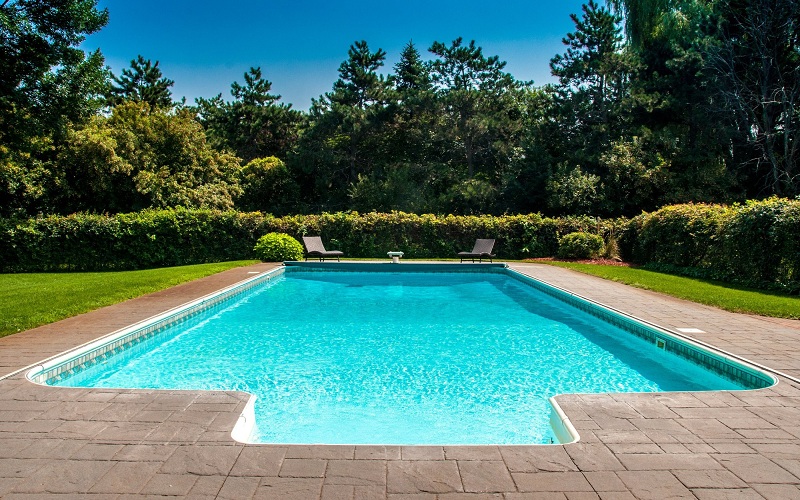 Swimming pool manufacturers in Delhi
